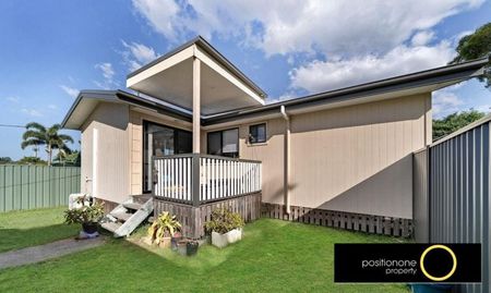 2 Bedroom Home with Private Yard – Handy Crestmead Location - Photo 2