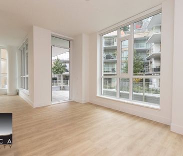 203-2385 Emery Court, North Vancouver - Photo 2