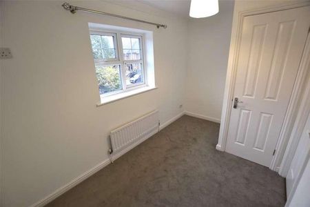 Bakers Gardens, Carshalton, Surrey, SM5 - Photo 3