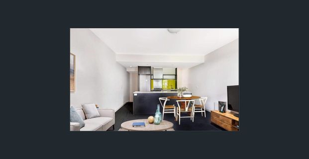 Position Perfect! - Photo 1