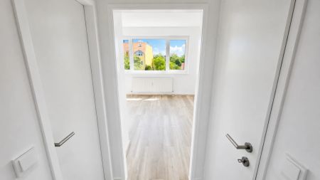 Erstbezug nach Sanierung, moderne Einzimmerwohnung in zentraler Lage mit neuer Einbauküche - PROVISIONSFREI - Foto 5