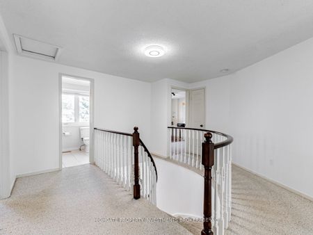 Detached Home For Lease | E8126696 - Photo 2