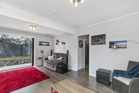 6A Bayou Lane, Churton Park - Photo 2