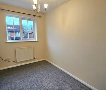 3 bedroom detached house to rent - Photo 4