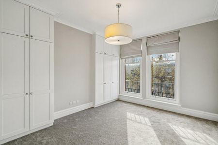 3 bedroom flat to rent - Photo 4