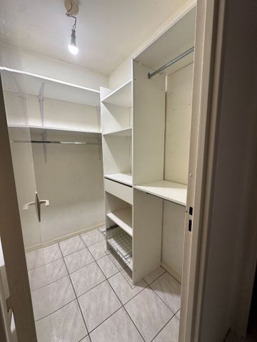 Location Appartement 3 pièces 73m² - Photo 4