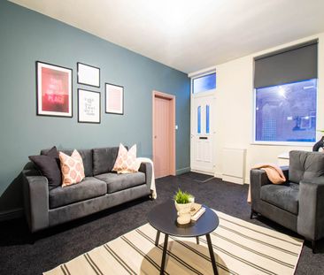 Sunny Grove (room 4), Morley, Leeds - Photo 3