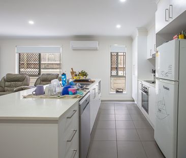 7 Sunrise Link, Pimpama QLD 4209 - House For Rent - $720 | Domain - Photo 4