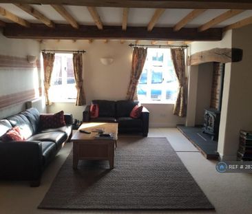 1 bedroom in a house share to rent - Photo 2