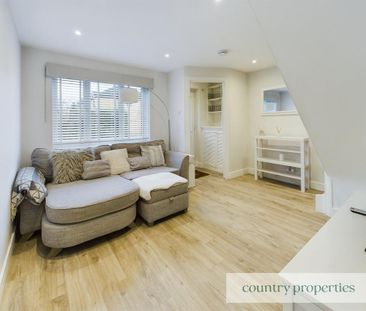2 bedroom end of terrace house to rent - Photo 1