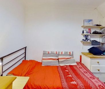 5 bedroom semi-detached house to rent - Photo 6