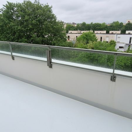 Location Appartement 2 pièces 57m² ST JACQUES DE LA LANDE 35136 - Photo 3