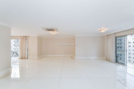 Itaim Bibi: 3 Dorm | 1 Suíte | 2 Vaga | 214 m² úteis - Foto 2