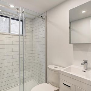 Studio - 4530 Avenue Coloniale, Montréal - Photo 3