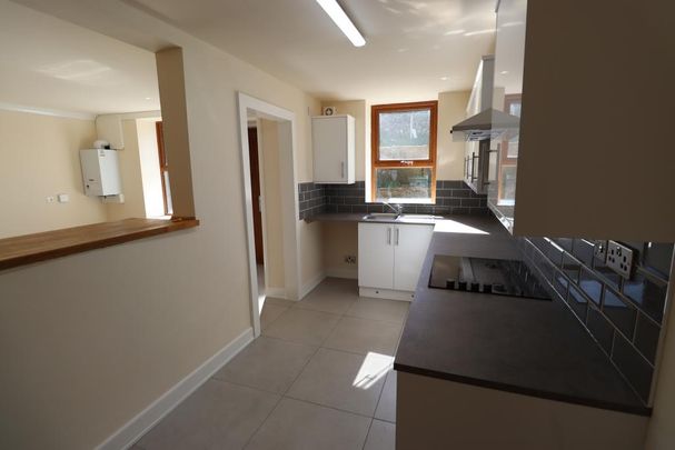 3 bedroom terraced house to rent - Photo 1