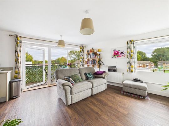 2 bedroom apartment to rent - Photo 1