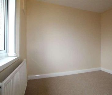 Wordsworth Avenue, Sheffield, S5 - Photo 6