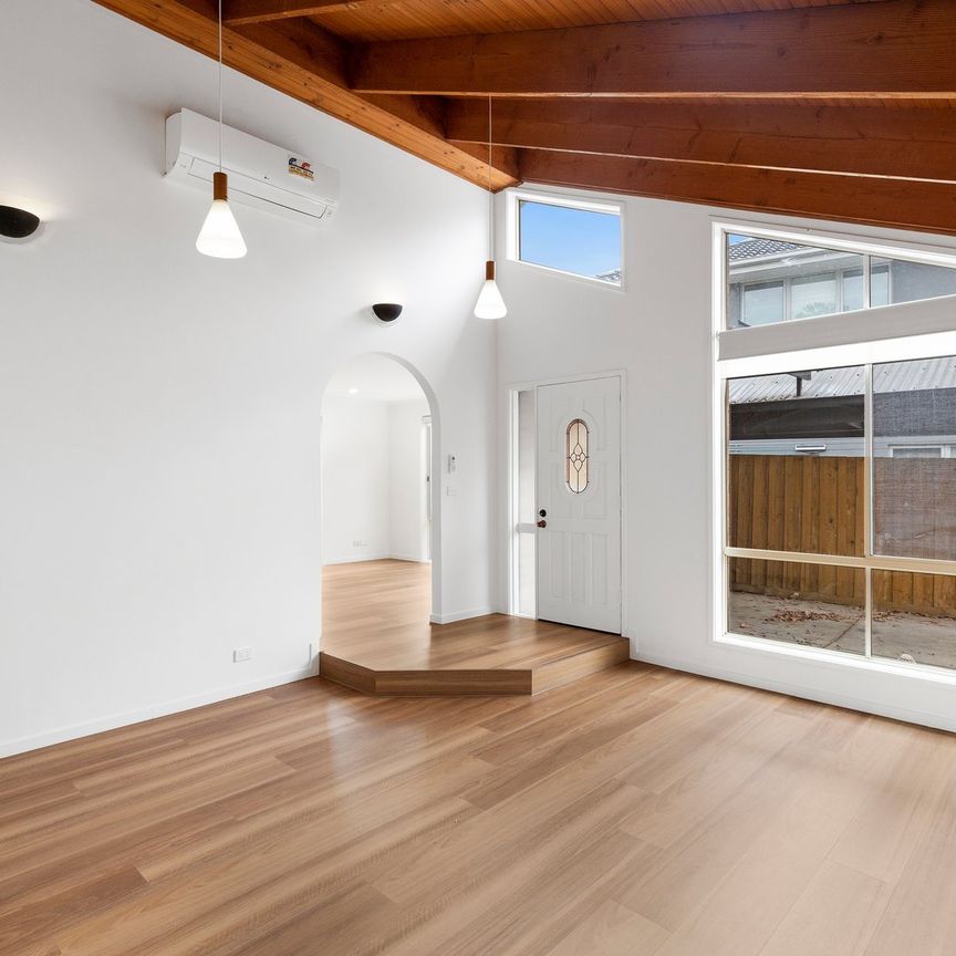 2/52 Balmoral Avenue, Bundoora VIC 3083 - Photo 1