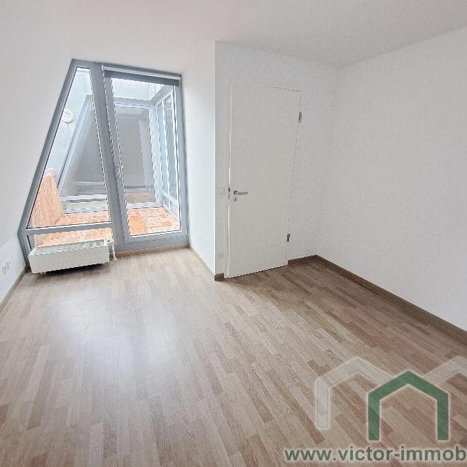 ** 2-Zimmer-Whg. mit Dachterrasse, Einbauküche und Tageslichtbad ** - Foto 1