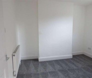 Middlewich Road, Northwich, CW9 - Photo 4