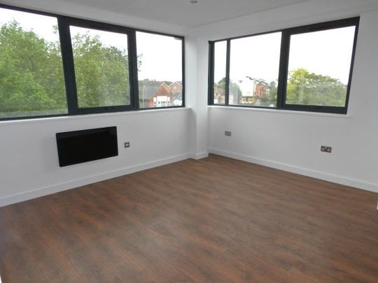 Carlton Square, Carlton, Property for rent - Photo 1