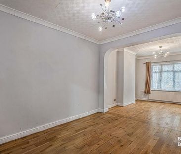 3 bedroom terraced house to rent - Photo 5