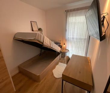 Carrer de lAprestadora, L'Hospitalet de Llobregat, Catalonia 08902 - Photo 3