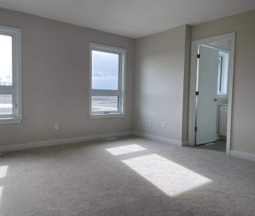 For Lease - 236 Sheaf Row, Stittsville - Munster - Richmond, Ontario - Photo 6