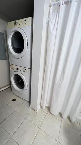 2B Hamilton Ottawa Canada - Photo 3