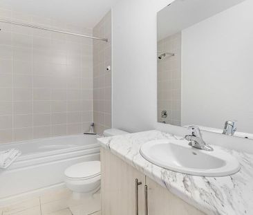 For Lease - 20 Silo Mews, Barrie, Ontario - Photo 4