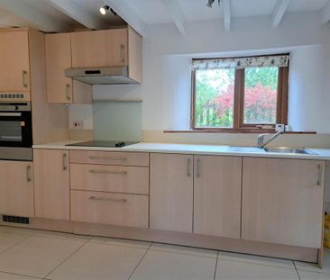 2 bedroom semi-detached house to rent - Photo 5