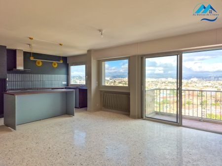 Location Appartement 4 pièces 87m² MARSEILLE 8ème - Photo 3