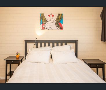 Stylish city living at your fingertips - Photo 1