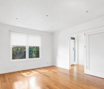 1 Dawson Drive, Glen Iris - Photo 5