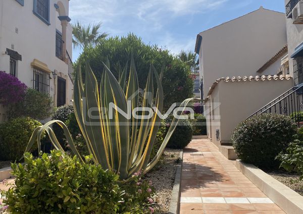 Beautiful townhouse in a prestigious gated complex Los Dolc