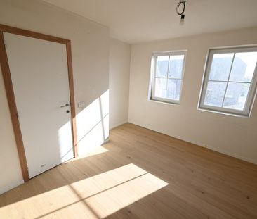 HALFOPEN NIEUWBOUWWONING met ZONNIGE TUIN, nabij het CENTRUM van Gi... - Photo 6