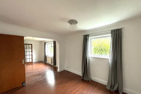 4 bedroom detached house to rent - Photo 4