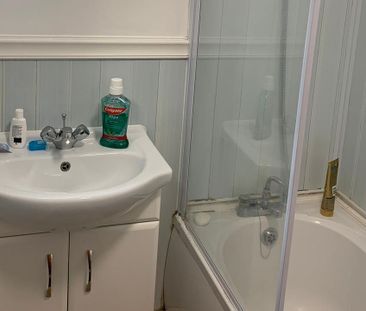 Cowley road 436 Cowley Road- Rm 1 - Photo 1