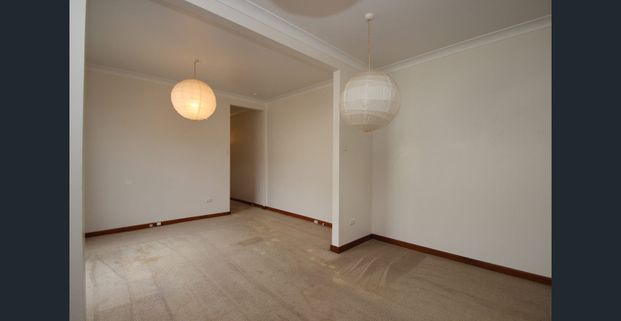 PLEASE DO NOT ATTEND THE PROPERTY BOOK YOUR ONLINE VIDEO TOUR – SEE THE EASY 5 STEP PROCESS BELOW. Please Register To Receive Your Video Tour Link. - Photo 1