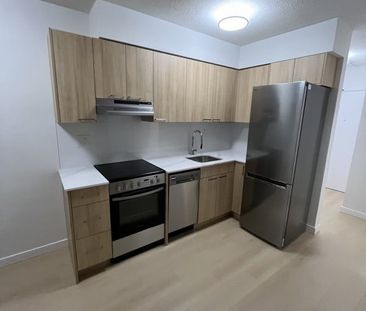 YORK HOUSE - Photo 6