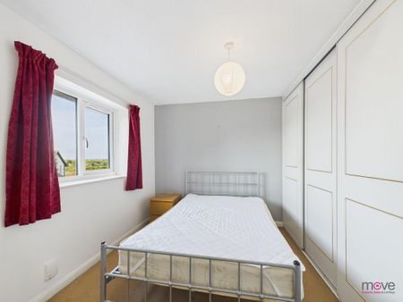 1 bedroom in a house share to rent - Photo 3