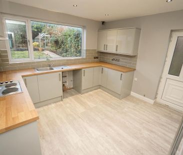 4 bedroom detached house to rent - Photo 1