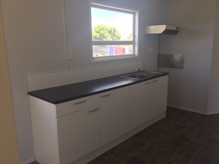 Dundee Drive, Flaxmere - Photo 2
