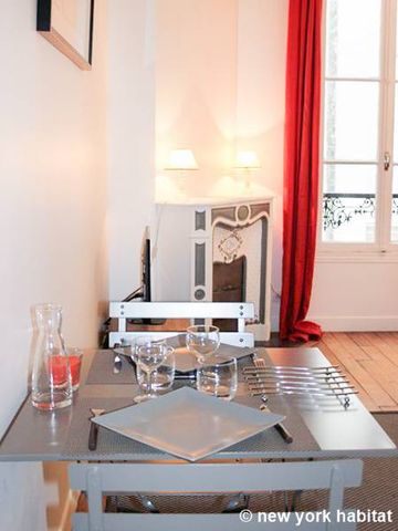 Logement à Paris, Location meublée - Photo 5