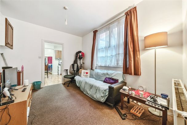 Rutland Gardens, N4, London - Photo 1