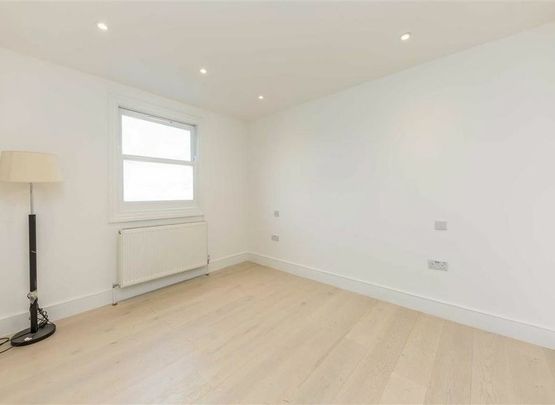 Cornwall Gardens - Photo 1