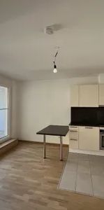 Raumwunder: 2-Zimmer-Wohnung mit Balkon/Terrasse und kleinen Garten - im 21. Bezirk! - Foto 1