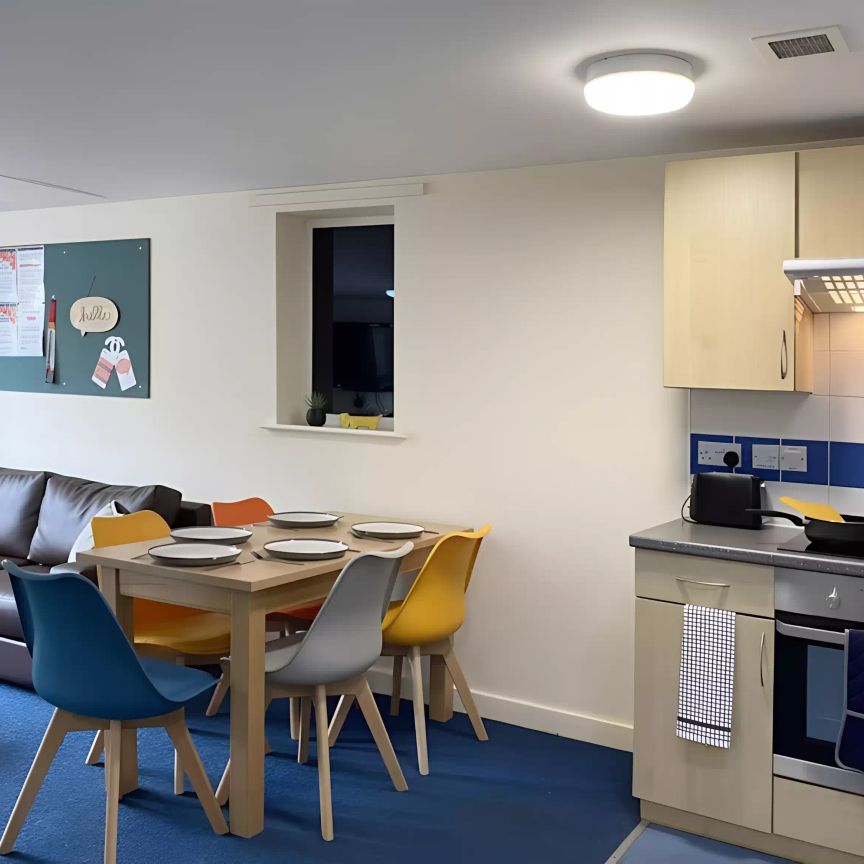 5/6 Bed Standard En-suite - Photo 1