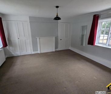 2 bedroom semi-detached house to rent - Photo 3