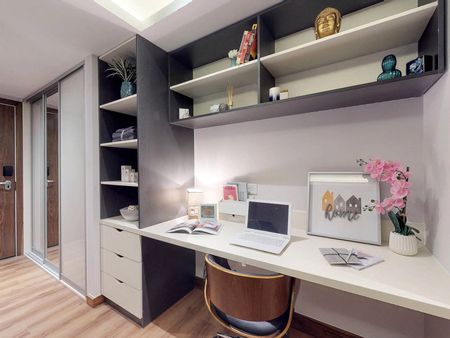 Apt 21, Oasis Residence - Photo 3